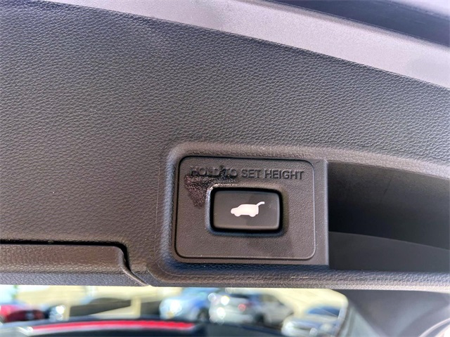 used 2022 Acura RDX car, priced at $35,850