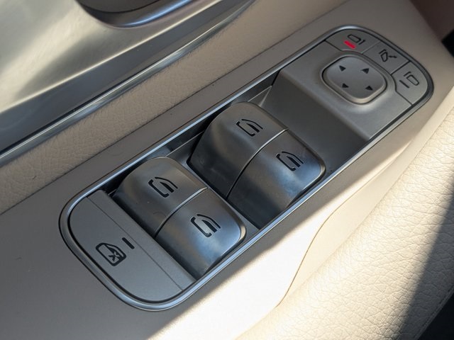 used 2025 Mercedes-Benz GLE car, priced at $55,838