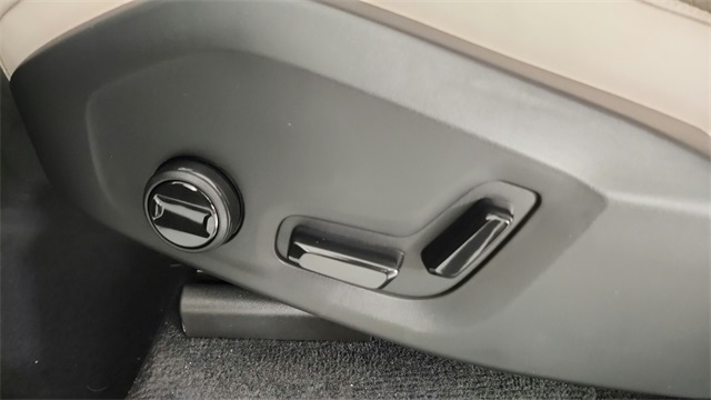 new 2026 Volvo XC90 Plug-In Hybrid car, priced at $81,875