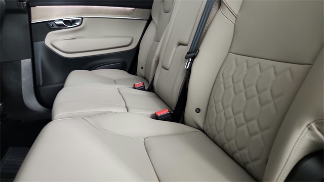 new 2026 Volvo XC90 Plug-In Hybrid car, priced at $81,875