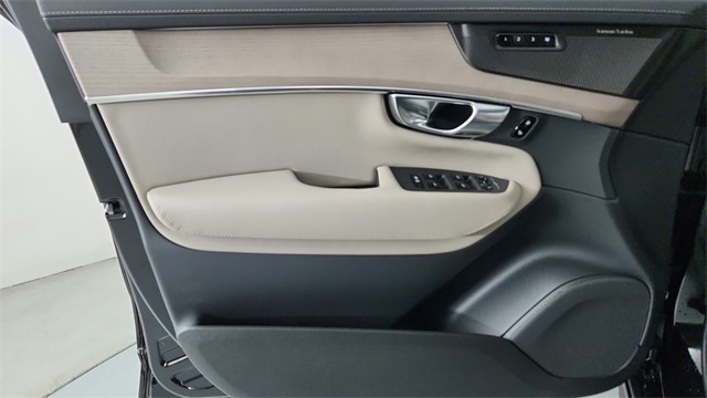 new 2026 Volvo XC90 Plug-In Hybrid car, priced at $81,875