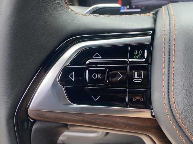 new 2025 Jeep Grand Cherokee car, priced at $59,604
