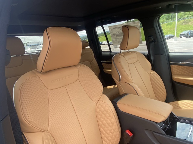 new 2025 Jeep Grand Cherokee car, priced at $59,604