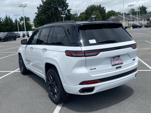 new 2025 Jeep Grand Cherokee car, priced at $59,604