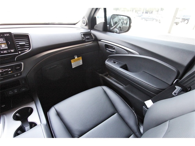 new 2025 Honda Ridgeline car, priced at $44,430