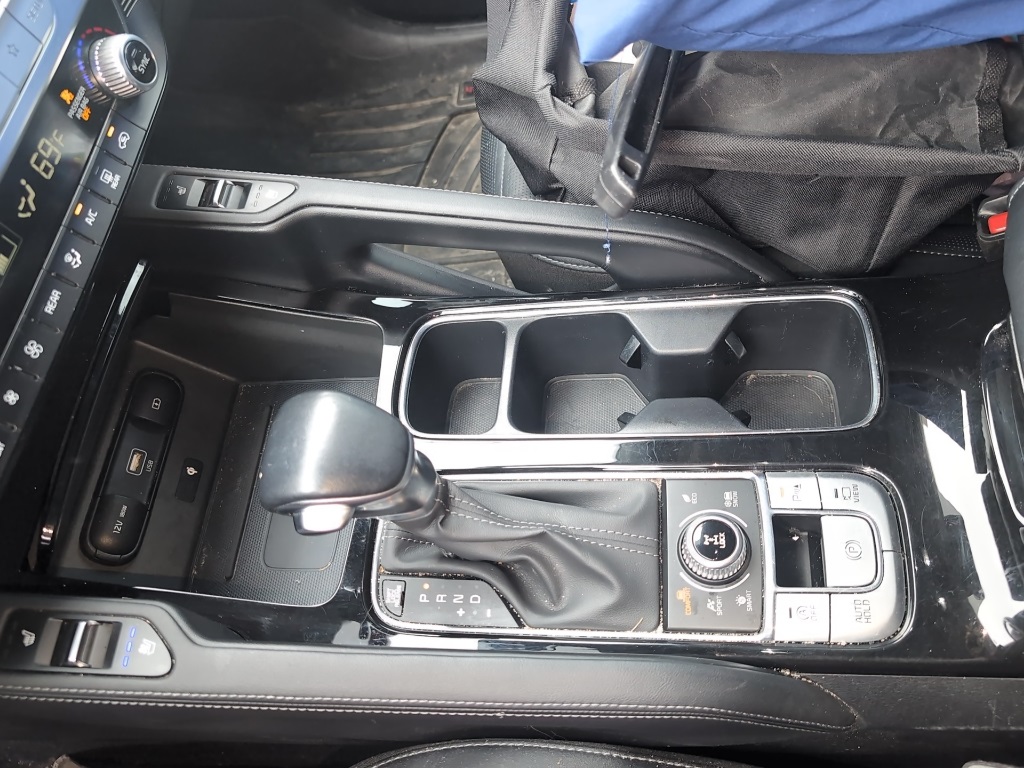 used 2022 Kia Telluride car, priced at $40,000