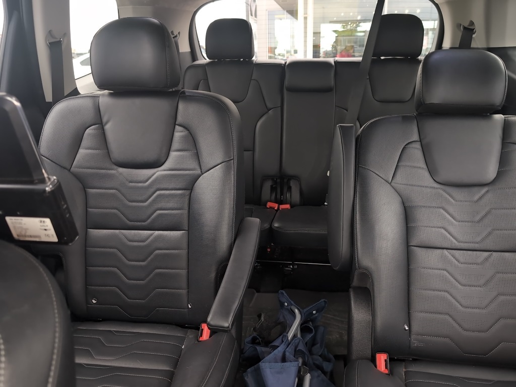 used 2022 Kia Telluride car, priced at $40,000