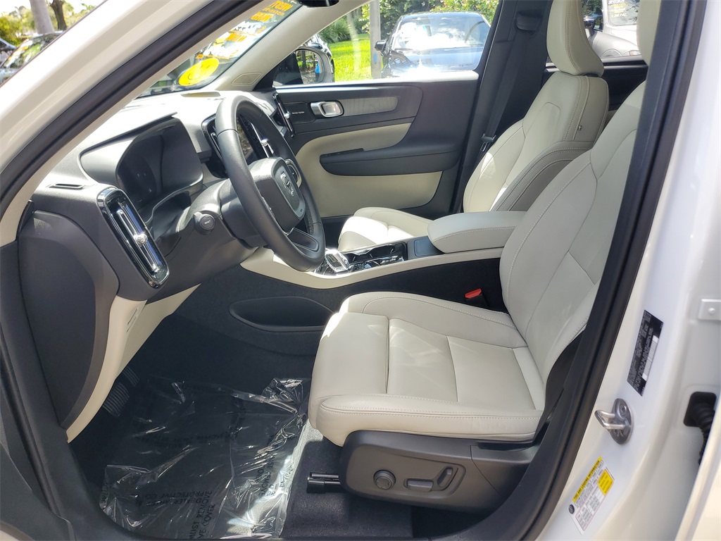 used 2024 Volvo XC40 car, priced at $33,996
