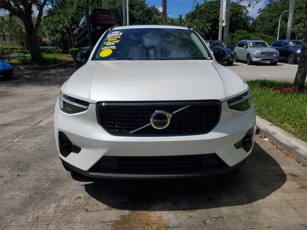 used 2024 Volvo XC40 car, priced at $33,996