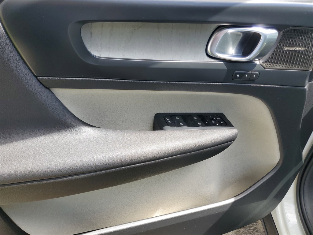 used 2024 Volvo XC40 car, priced at $33,996