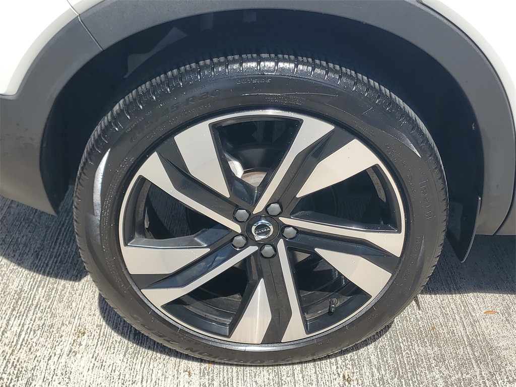 used 2024 Volvo XC40 car, priced at $33,996