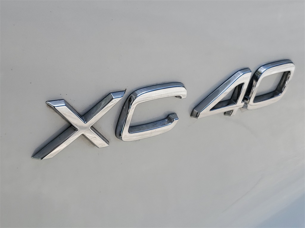 used 2024 Volvo XC40 car, priced at $33,996