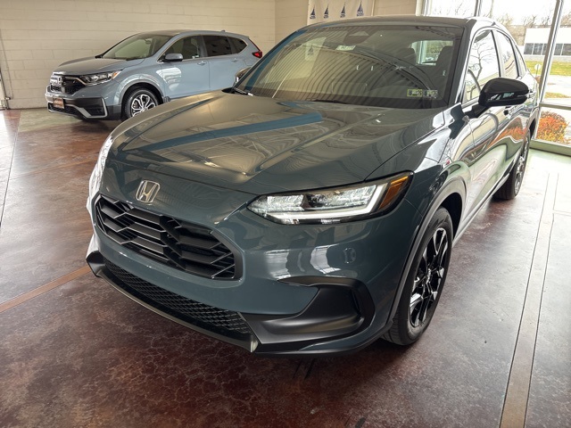 used 2025 Honda HR-V car, priced at $27,995