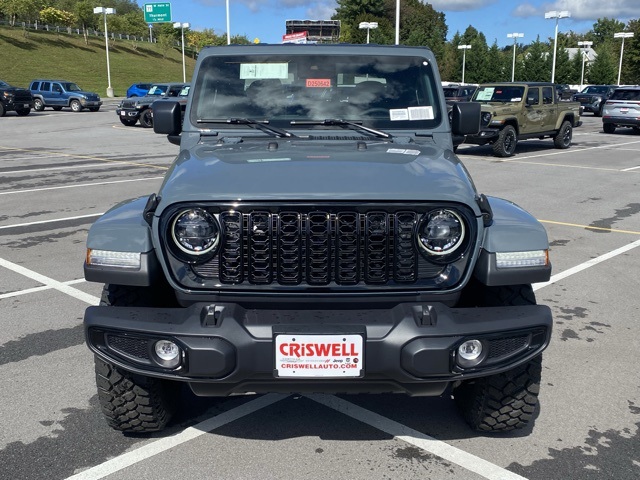 new 2025 Jeep Gladiator car, priced at $42,894