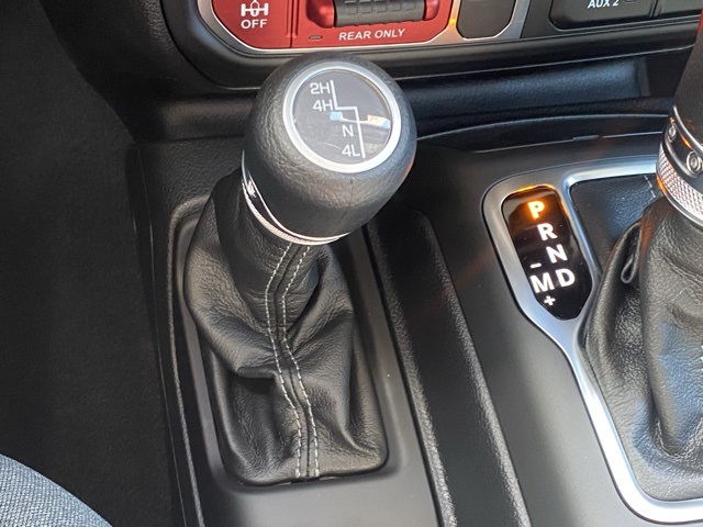 new 2025 Jeep Gladiator car, priced at $42,894