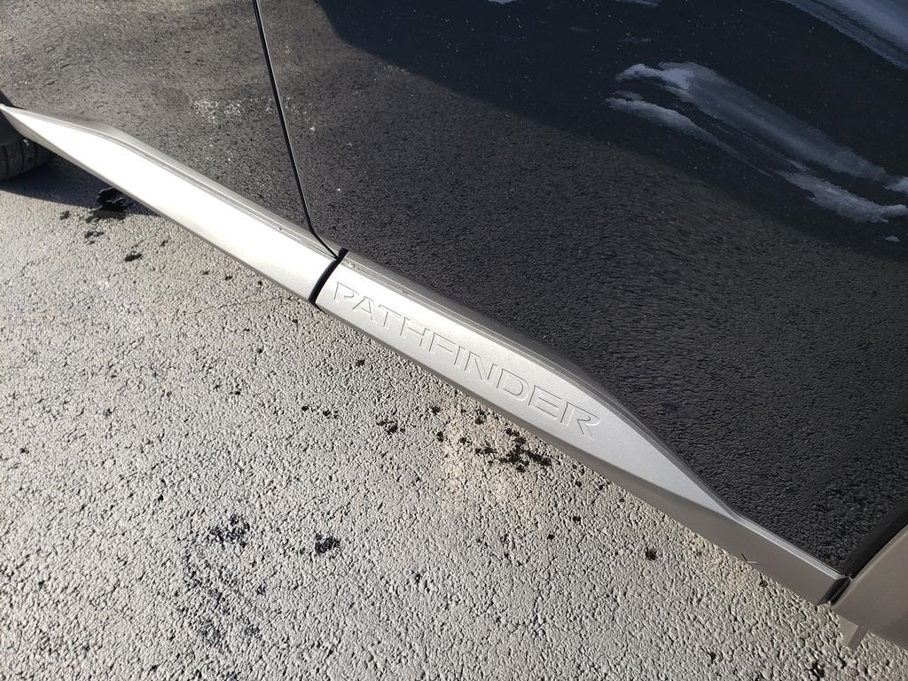 new 2025 Nissan Pathfinder car, priced at $36,087