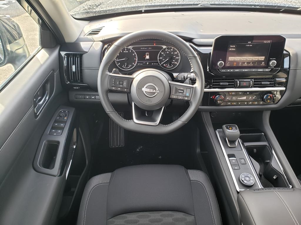 new 2025 Nissan Pathfinder car, priced at $36,087
