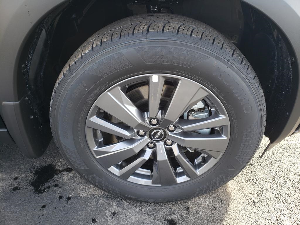 new 2025 Nissan Pathfinder car, priced at $36,087