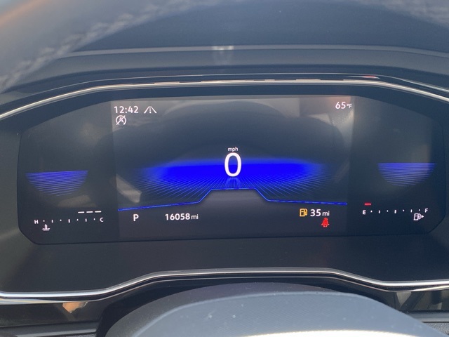 used 2024 Volkswagen Jetta car, priced at $21,420