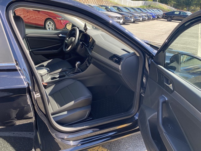 used 2024 Volkswagen Jetta car, priced at $21,420