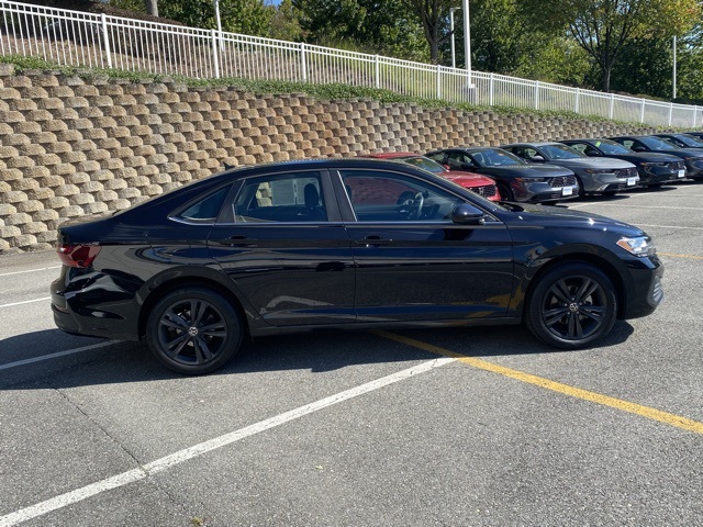 used 2024 Volkswagen Jetta car, priced at $21,420
