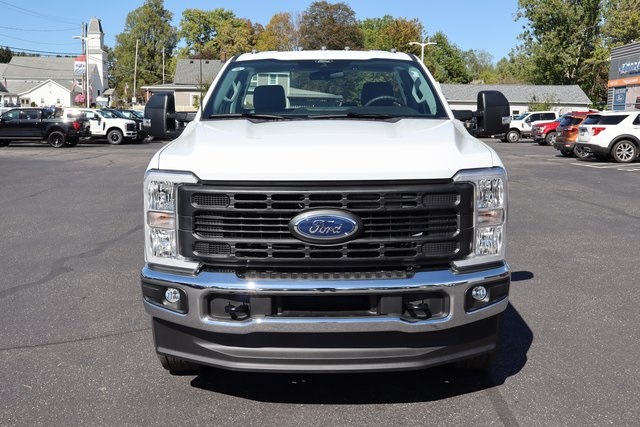 new 2026 Ford F-350SD car, priced at $51,624