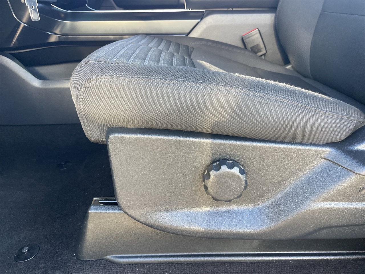 used 2022 Ford F-150 car, priced at $34,999