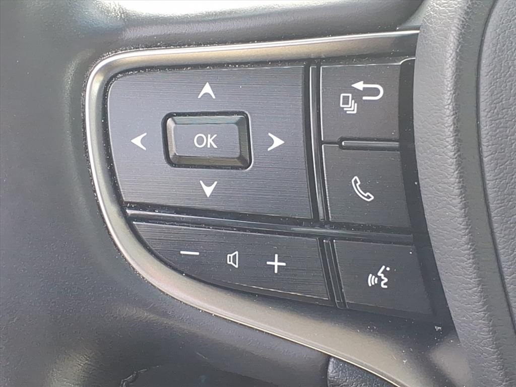 used 2022 Lexus ES car, priced at $30,900