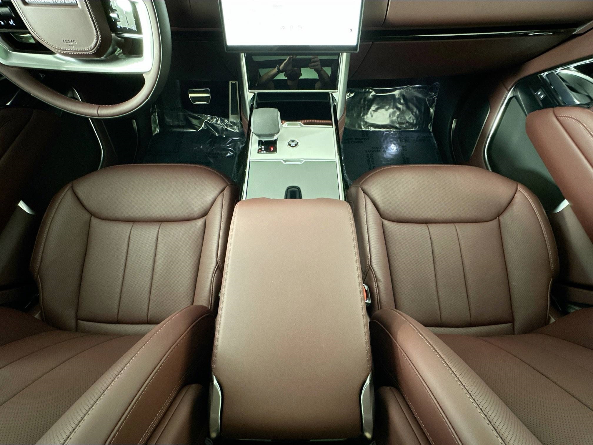new 2025 Land Rover Range Rover Plug-In Hybrid car, priced at $153,100