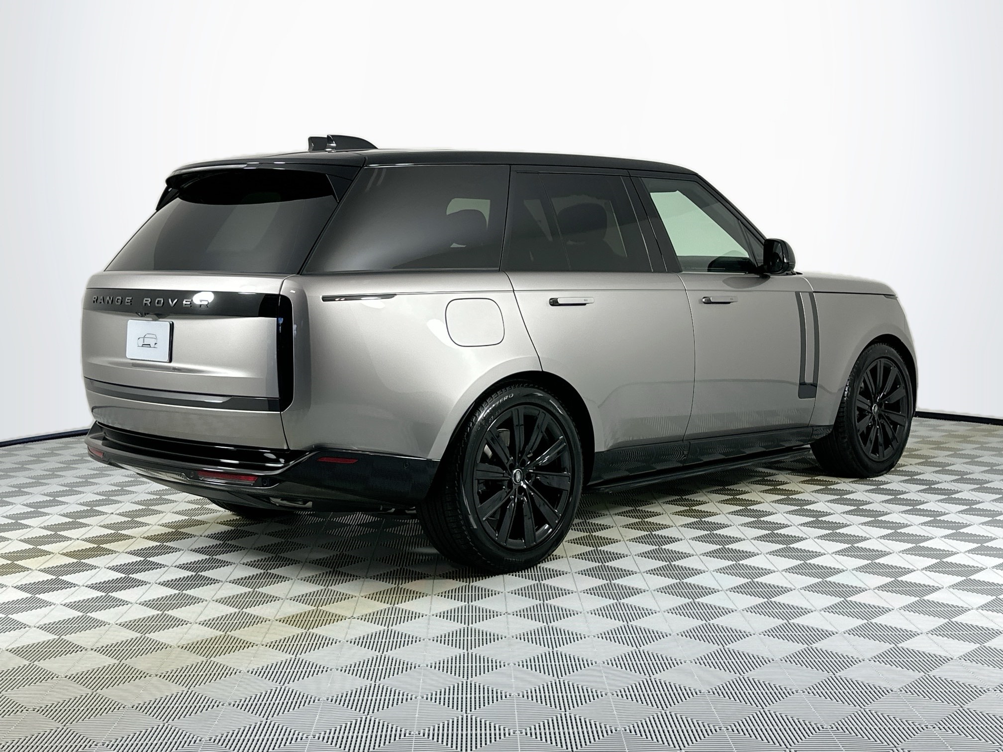 new 2025 Land Rover Range Rover Plug-In Hybrid car, priced at $153,100