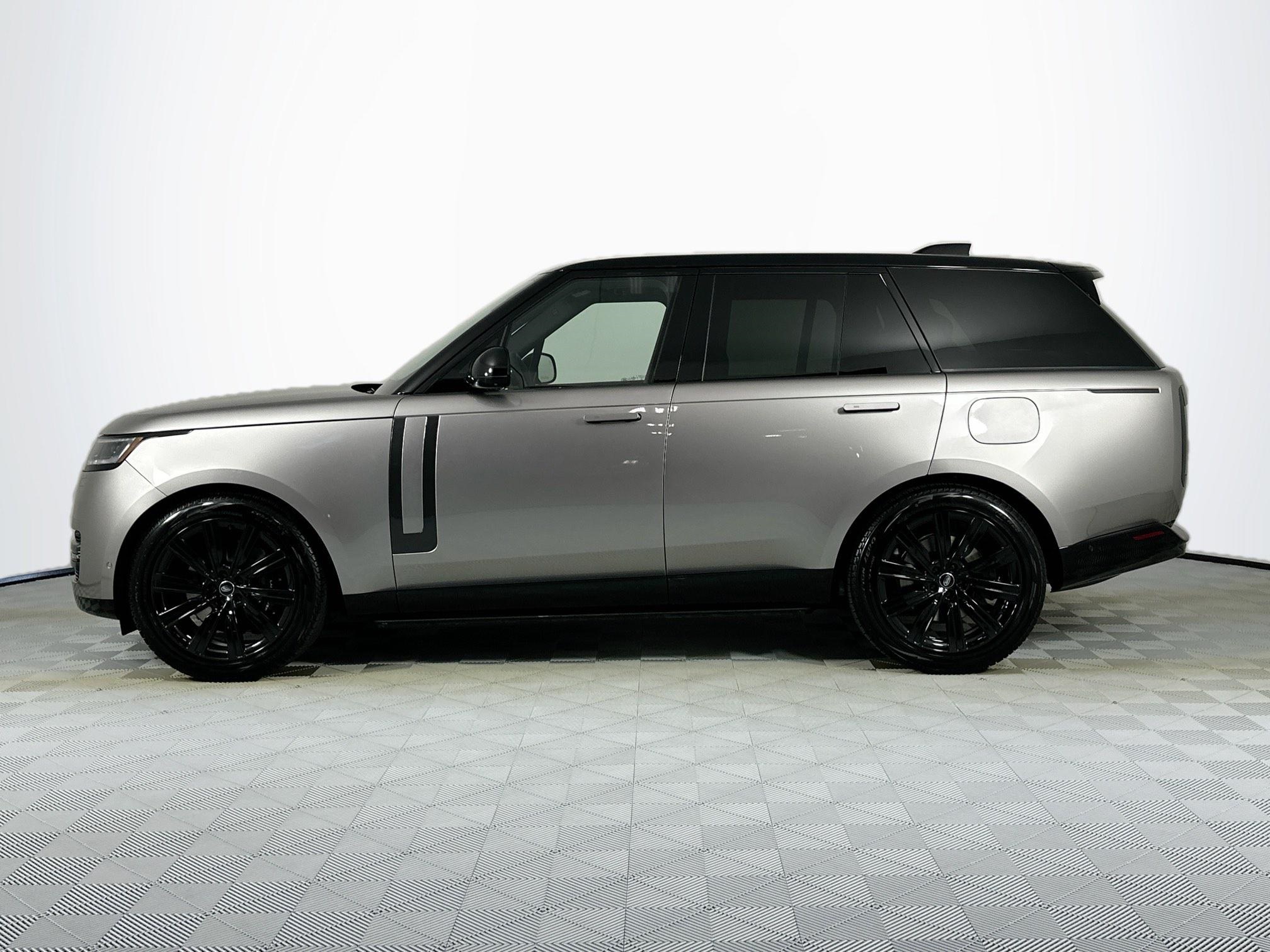 new 2025 Land Rover Range Rover Plug-In Hybrid car, priced at $153,100