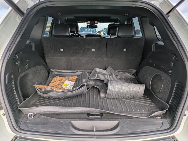 used 2015 Jeep Grand Cherokee car, priced at $12,392