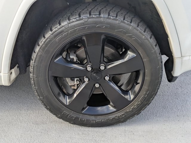 used 2015 Jeep Grand Cherokee car, priced at $12,392