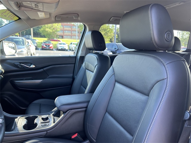 used 2023 GMC Acadia car, priced at $29,230