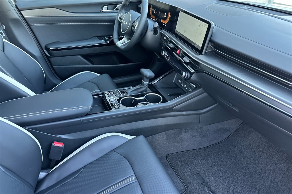 new 2026 Kia K5 car, priced at $34,280