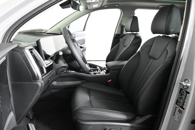 new 2025 Kia Sorento car, priced at $35,927