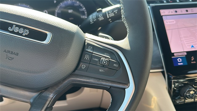 new 2025 Jeep Grand Cherokee car, priced at $45,025