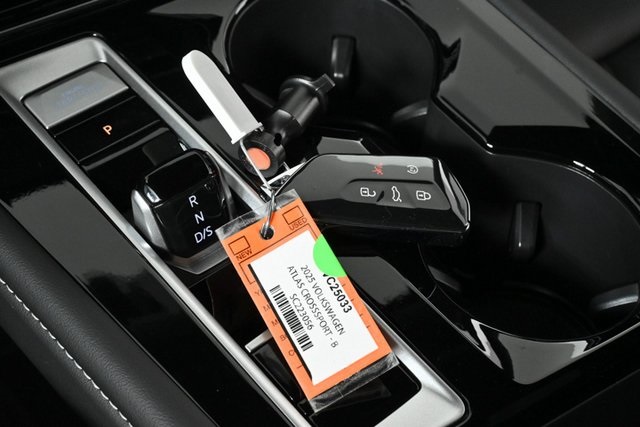 new 2025 Volkswagen Atlas Cross Sport car, priced at $54,098