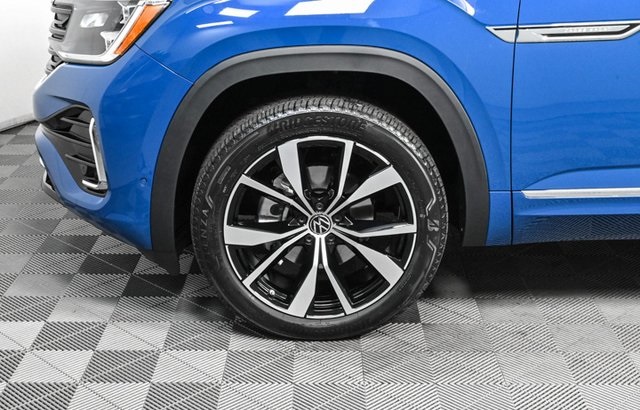 new 2025 Volkswagen Atlas Cross Sport car, priced at $54,098