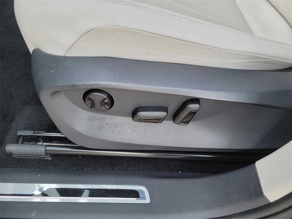 used 2024 Volkswagen Tiguan car, priced at $24,742