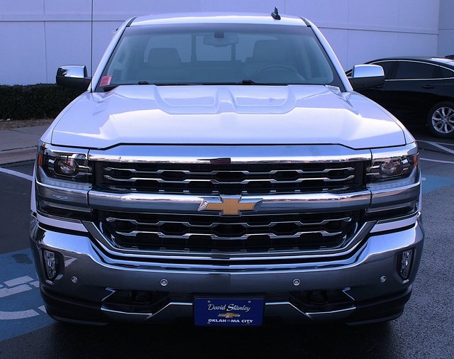 used 2018 Chevrolet Silverado 1500 car, priced at $38,014