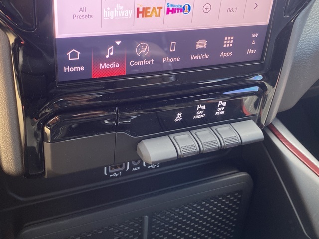 new 2025 Ram 1500 car, priced at $51,302