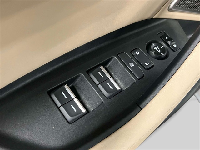 used 2025 Acura TLX car, priced at $38,077