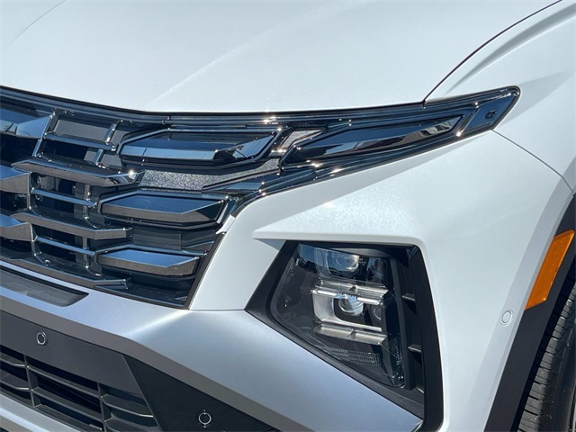 new 2025 Hyundai Tucson Hybrid car, priced at $41,895