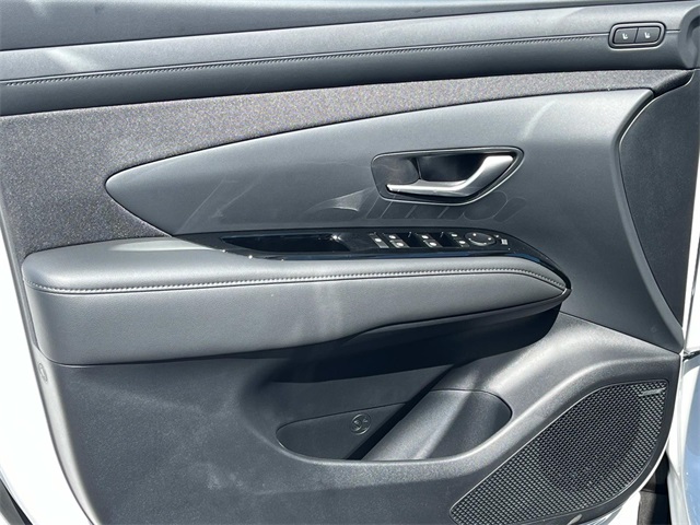 new 2025 Hyundai Tucson Hybrid car, priced at $41,895