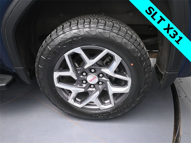 used 2023 GMC Sierra 1500 car, priced at $37,839