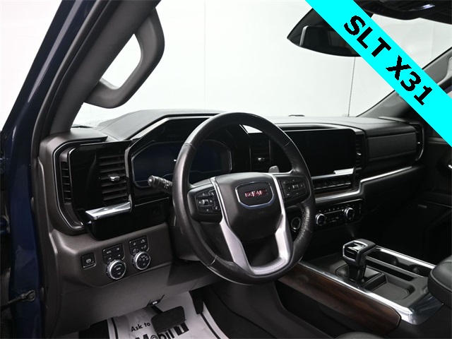 used 2023 GMC Sierra 1500 car, priced at $37,839