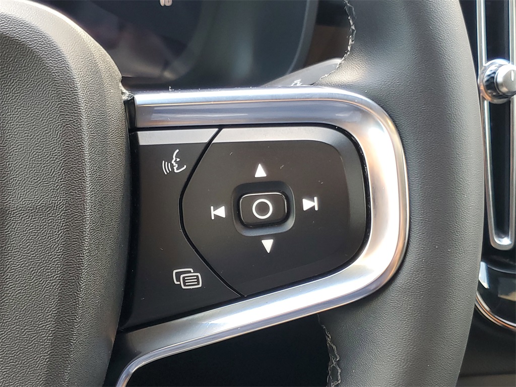 used 2023 Volvo C40 Recharge Pure Electric car, priced at $26,495