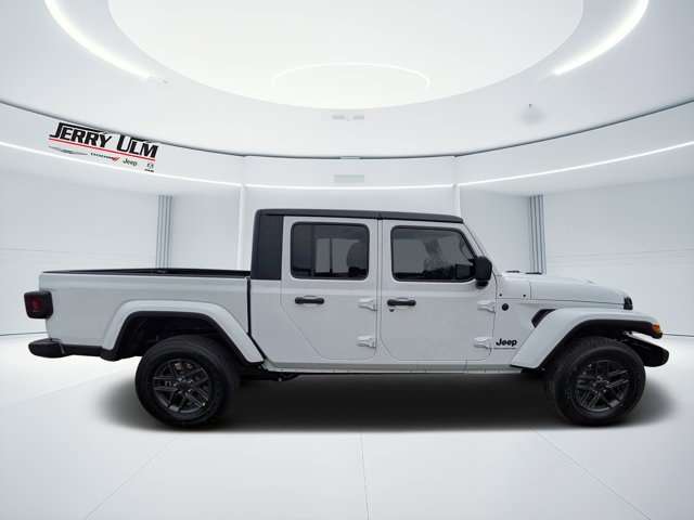 new 2025 Jeep Gladiator car, priced at $35,535