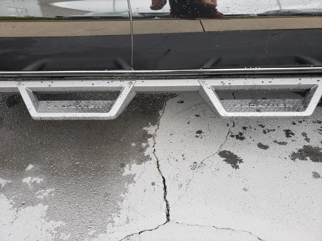 new 2025 Nissan Frontier car, priced at $39,898